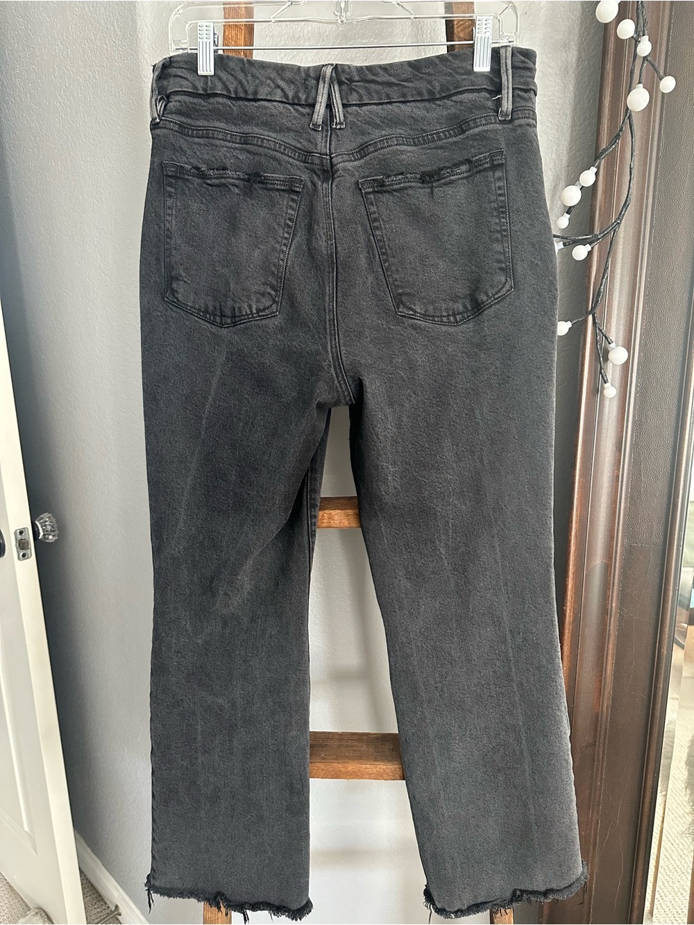 Good American Raw-Hem Wide Leg Jeans, size 10 (30) - Picture 3 of 10